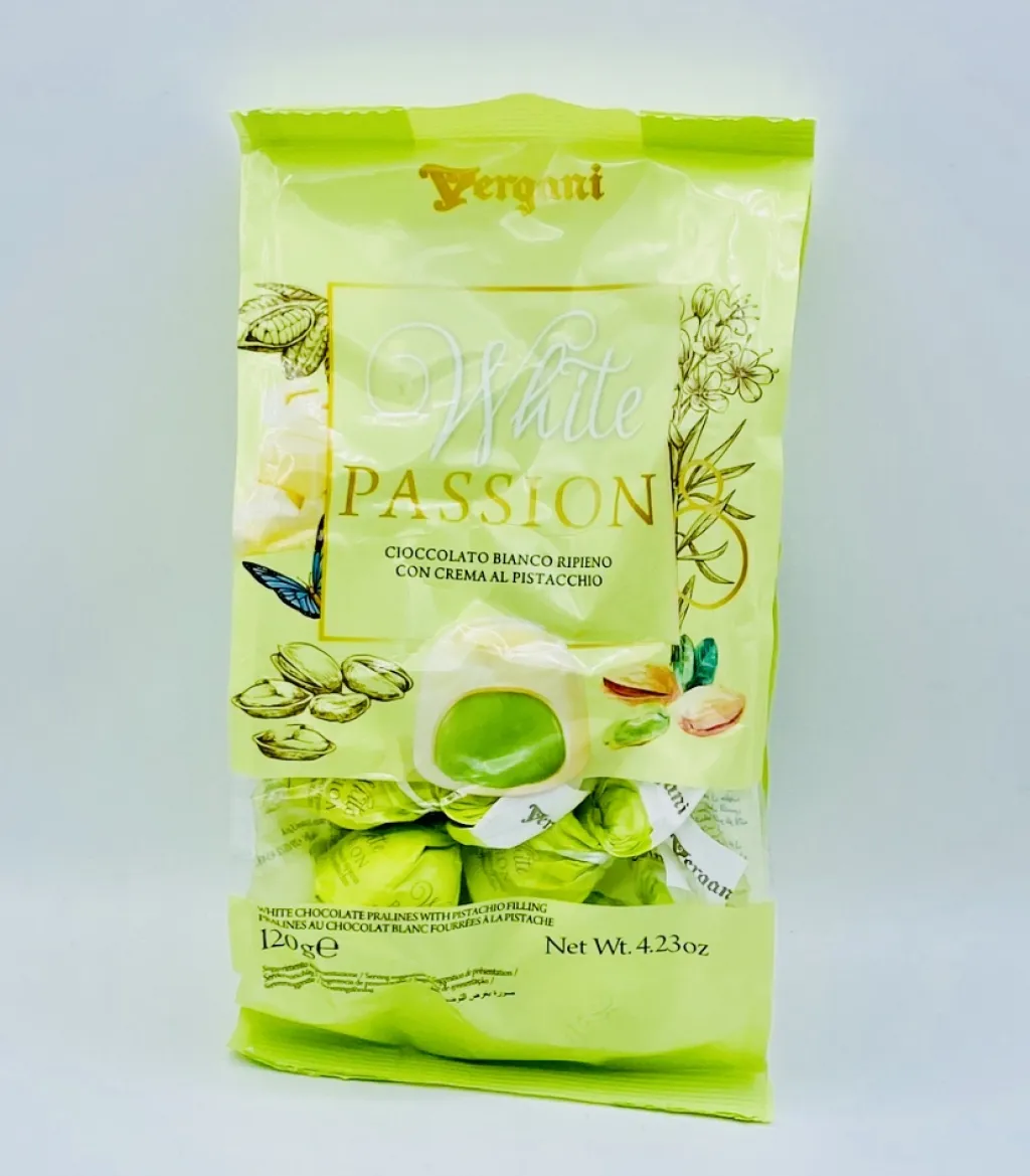 شوكولاتة بيضاء بالفستق القاربه مستورد20×120g