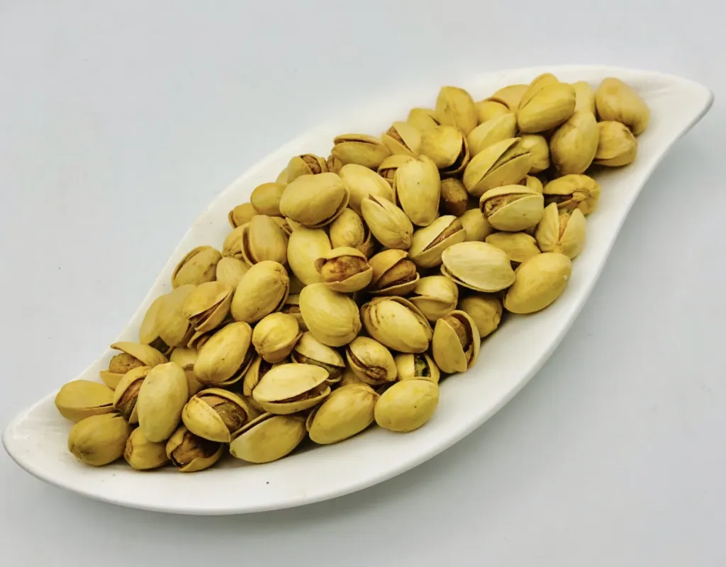 مكسرات فستق فندقي ليمون